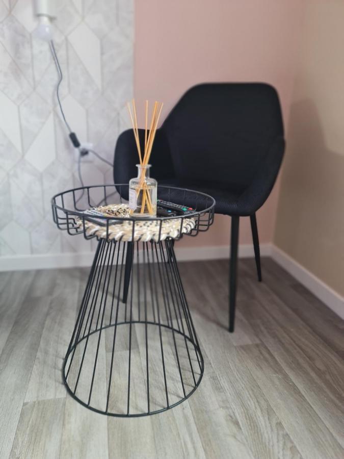 Ng Suitehome - Lille I Roubaix Centre I 121 - Pastel - Netflix - Wifi Extérieur photo